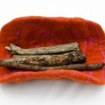 Medium Felt Coolamon – Red with Hot Pink Design